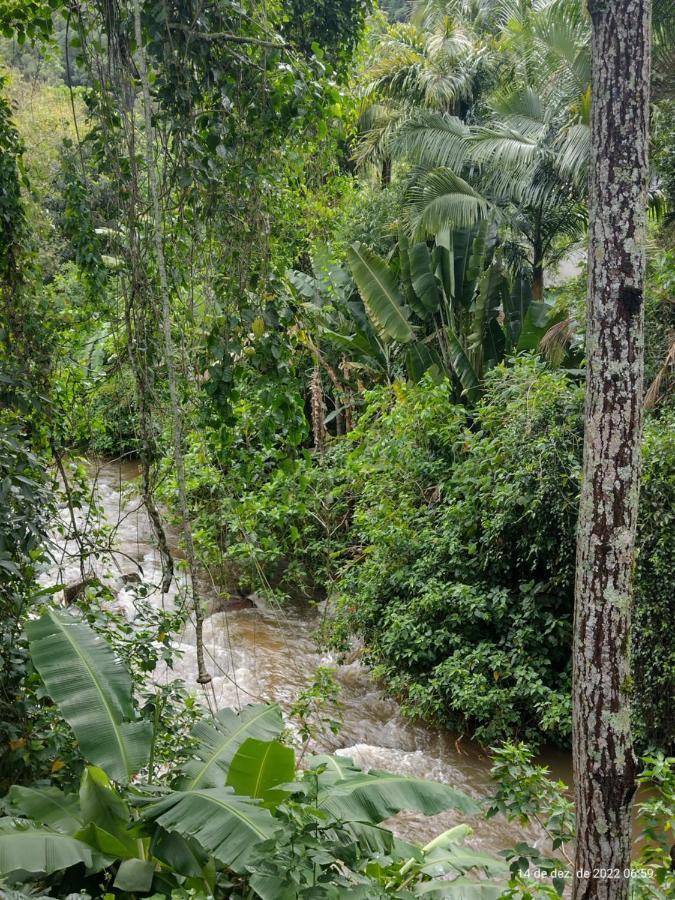 Hospedaria E Camping Quintal Do Mundo Лумиар Екстериор снимка