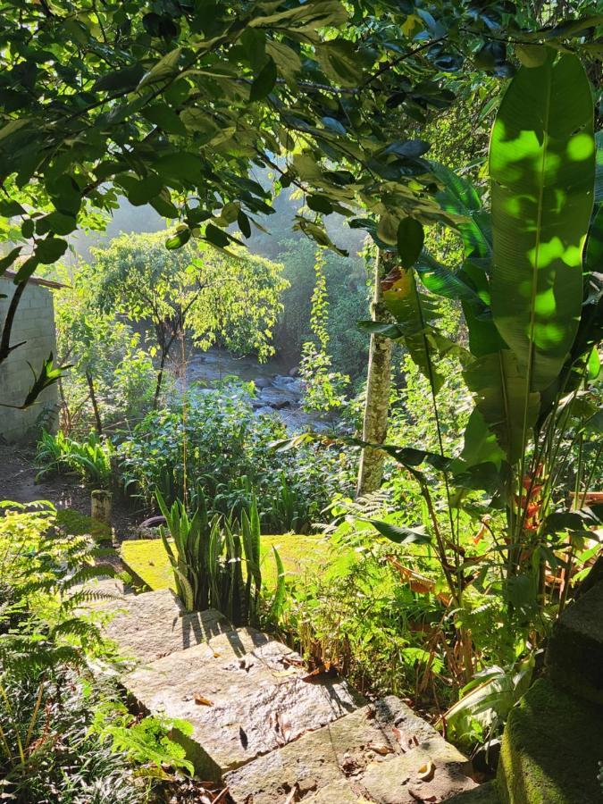 Hospedaria E Camping Quintal Do Mundo Лумиар Екстериор снимка